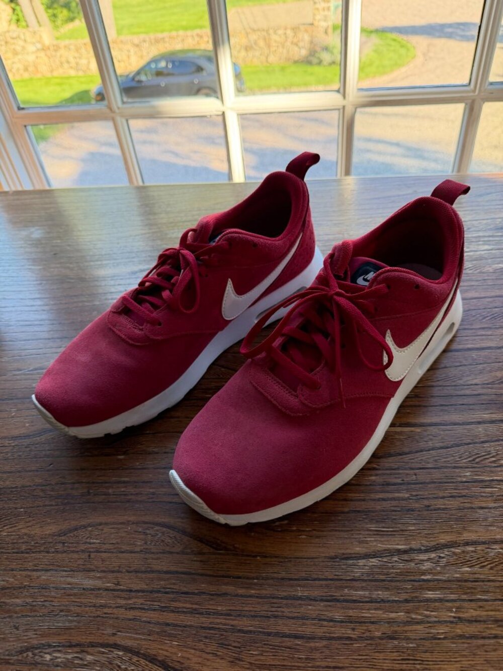Nike Air Max Tavas SD Gym Red Suede Sneakers Mens 11.5